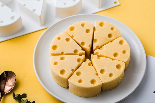 乳酪造型的芒果慕斯蛋糕的做法