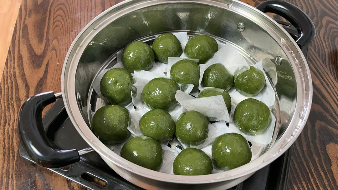 清明必吃的艾草青团