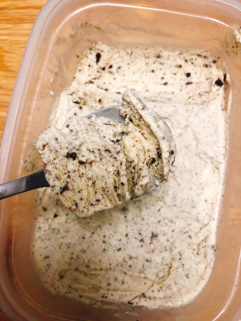 消耗淡奶油 自制奥利奥冰淇淋（哈根达斯）