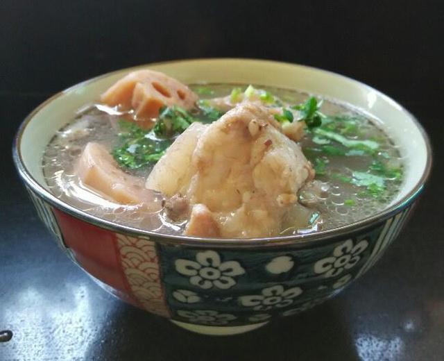 高压锅版莲藕排骨汤的做法