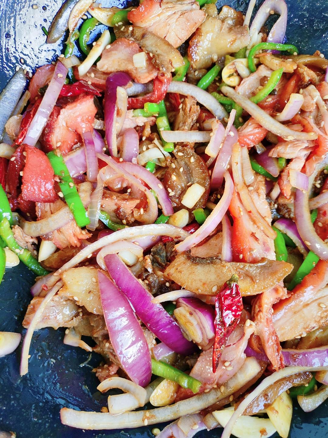 ♨青椒炒猪头肉