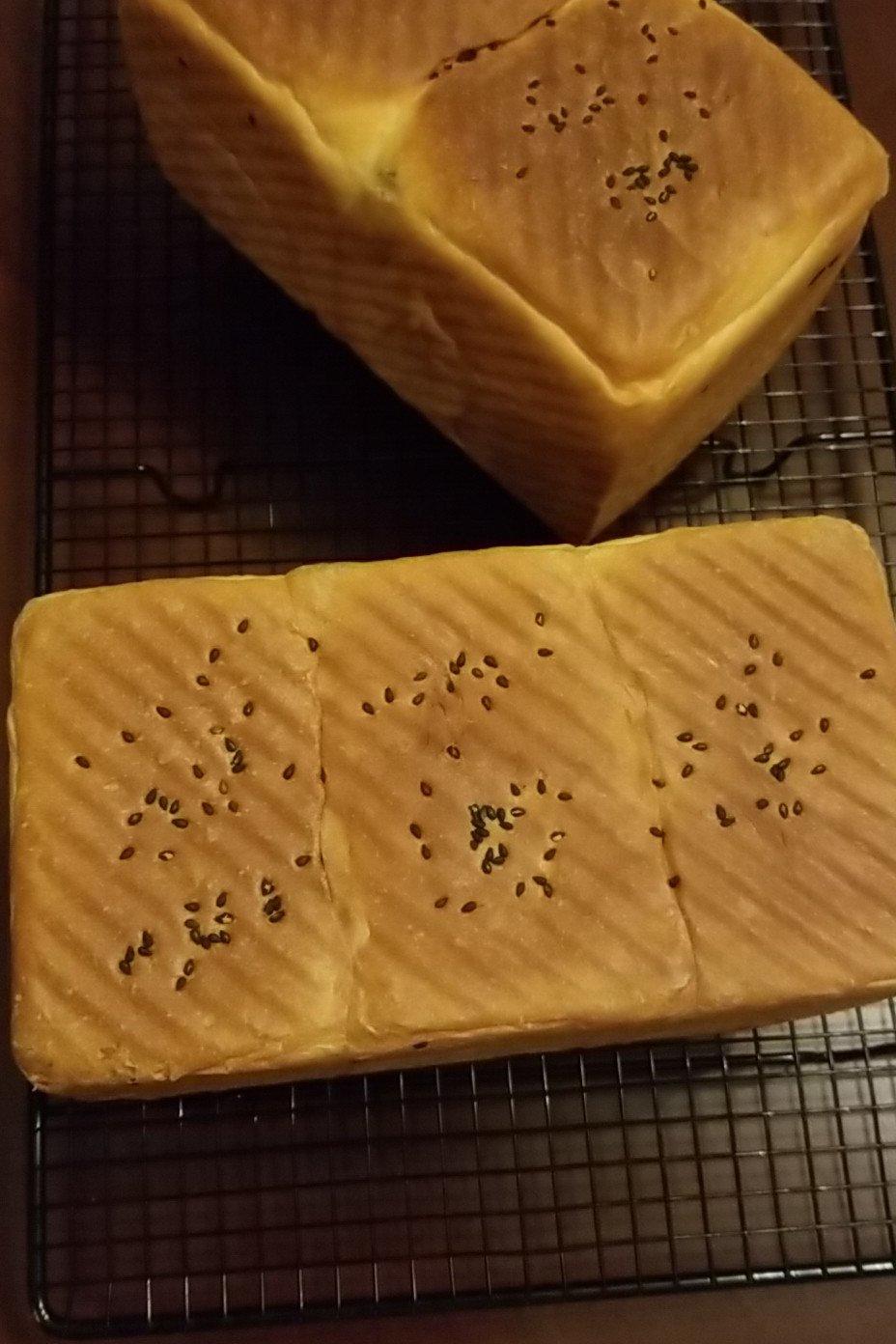 鲜奶吐司（老面法）