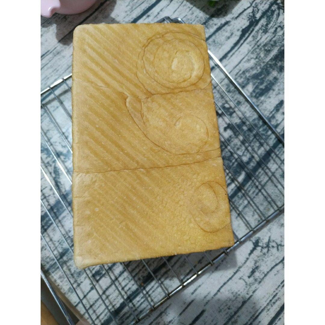 纯奶手撕吐司
