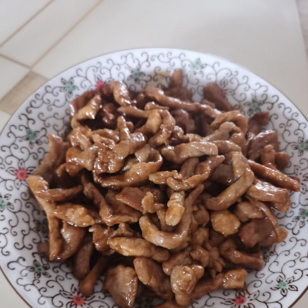 学做京酱肉丝，带饼的