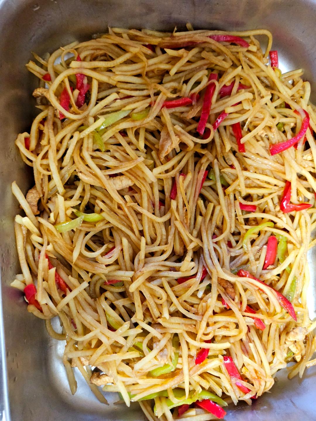 青椒土豆丝（爽脆可口）