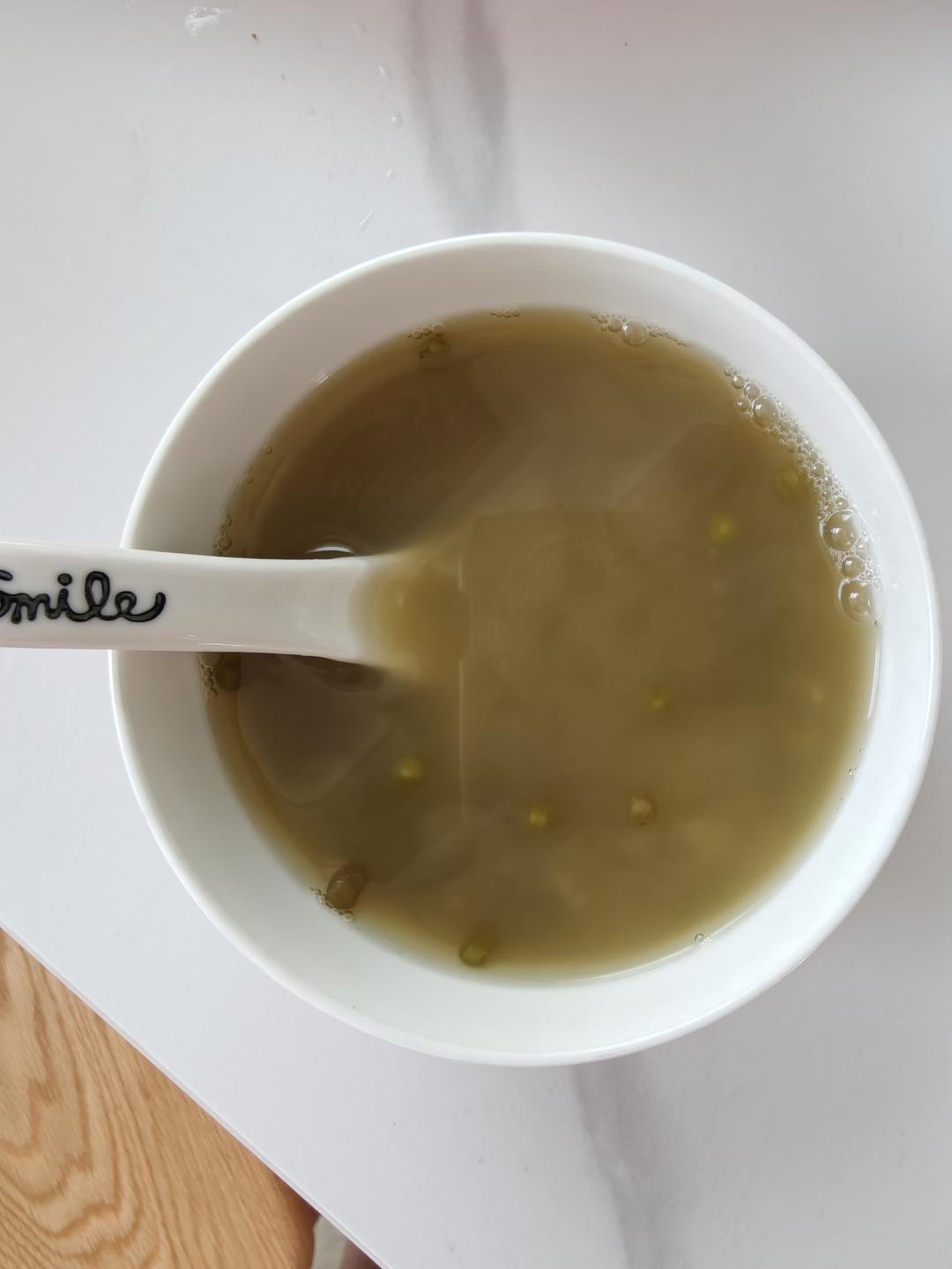 绿豆糖水冰沙绿豆汤（免浸泡速出沙）