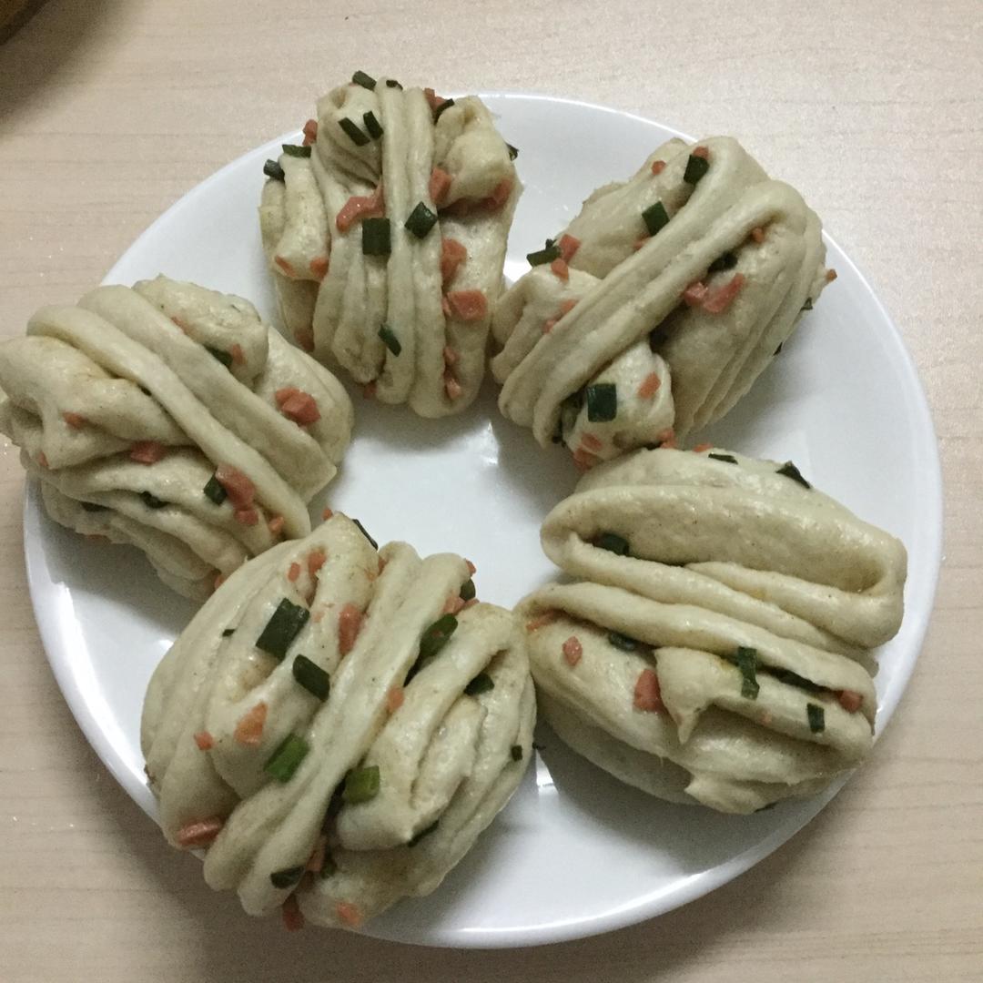 火腿香葱花卷