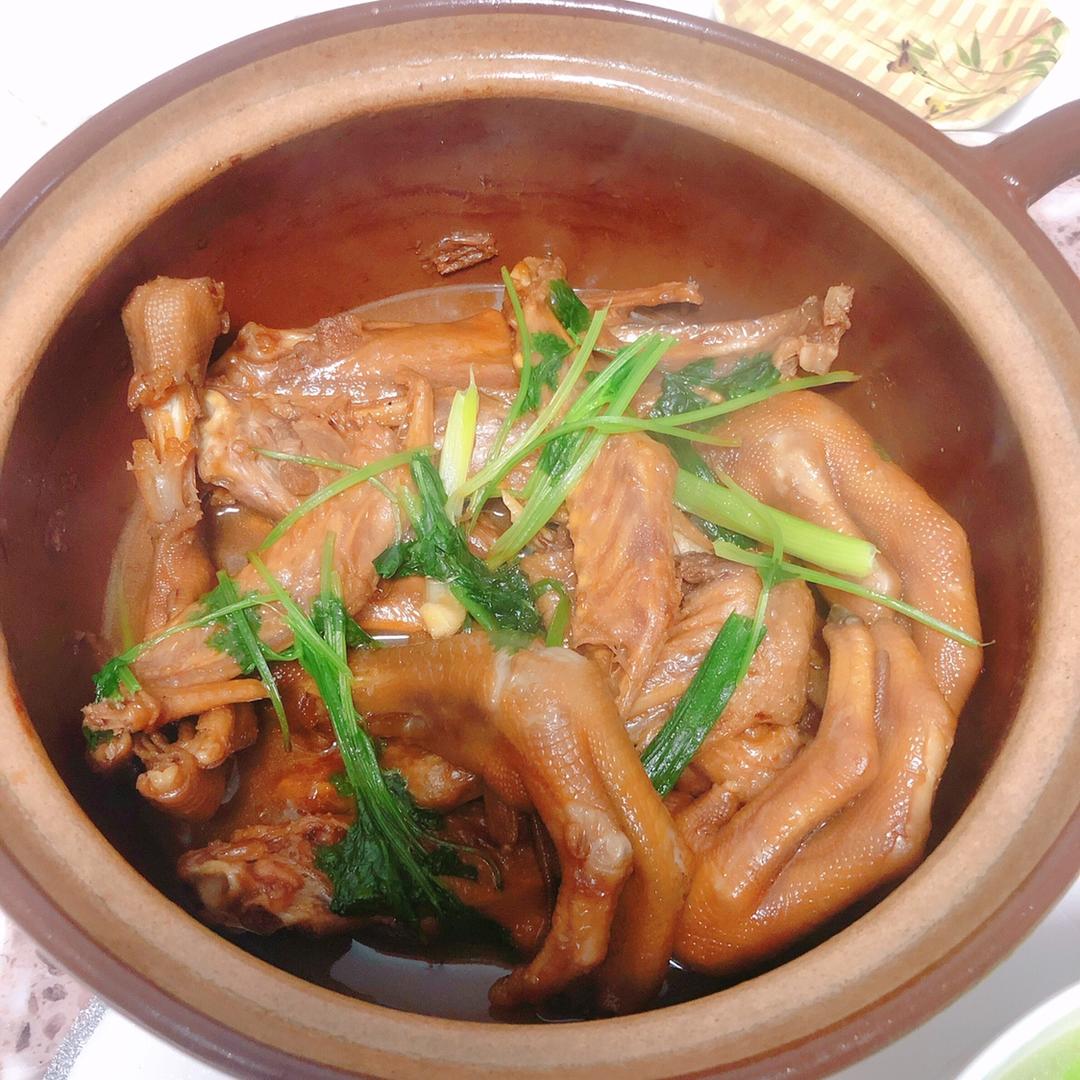 酱焖鹅掌翼