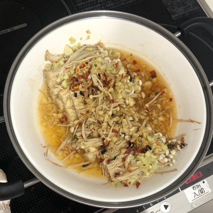 一口上瘾的蒜蓉金针菇