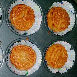 广式月饼——蛋黄莲蓉月饼