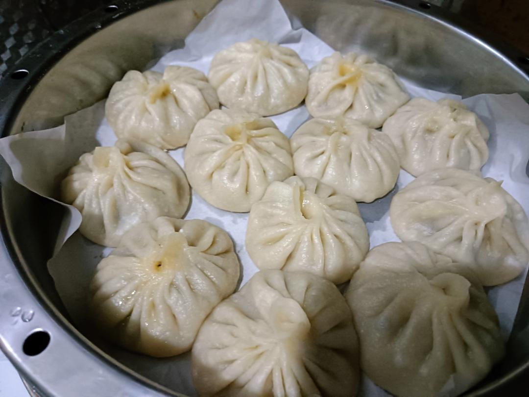 超级简单又好吃的灌汤包（饺子皮版）