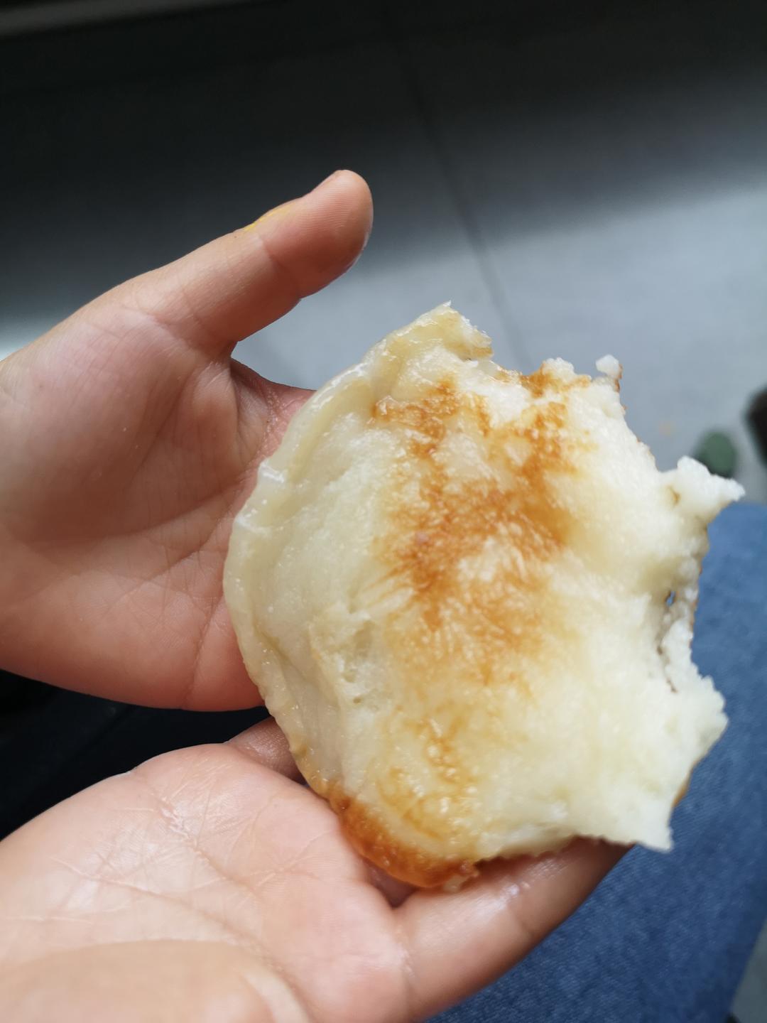 不用和面的【奶香糯米饼】