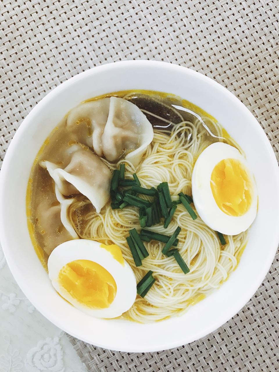 鲜虾云吞面