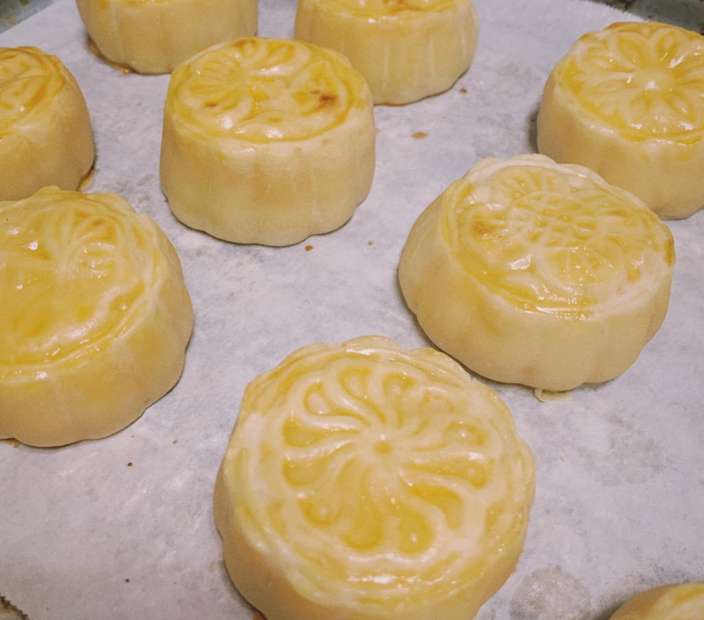 流心奶黄月饼（无吉士粉/转化糖浆版本）【曼食慢语】