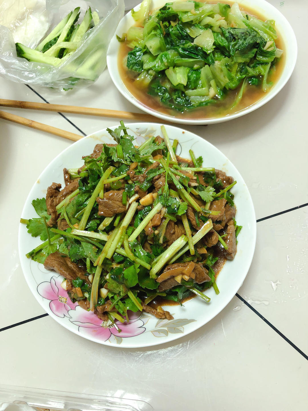 好吃到让人颤抖的香菜拌牛肉