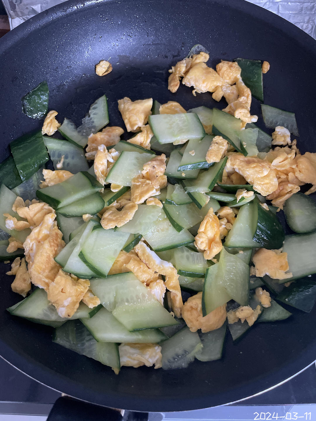 黄瓜炒鸡蛋 （青瓜炒鸡蛋）