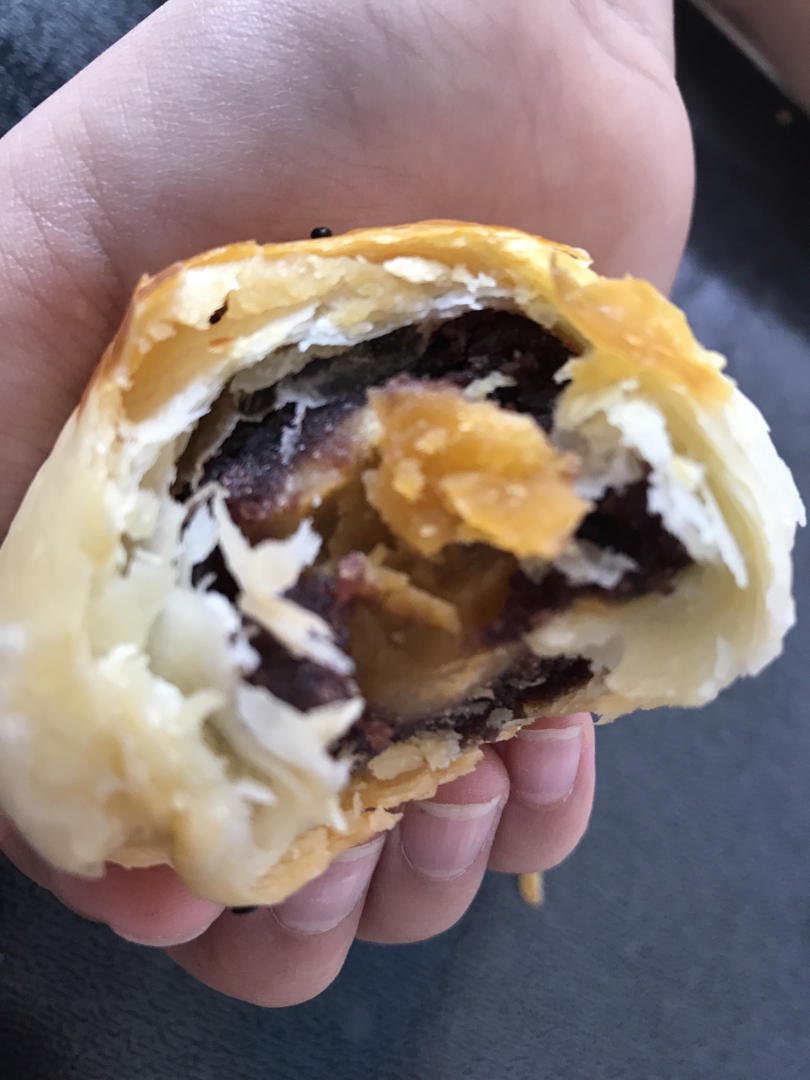 免揉免松弛超快手不破酥不混酥的蛋黄酥—新手一看包会