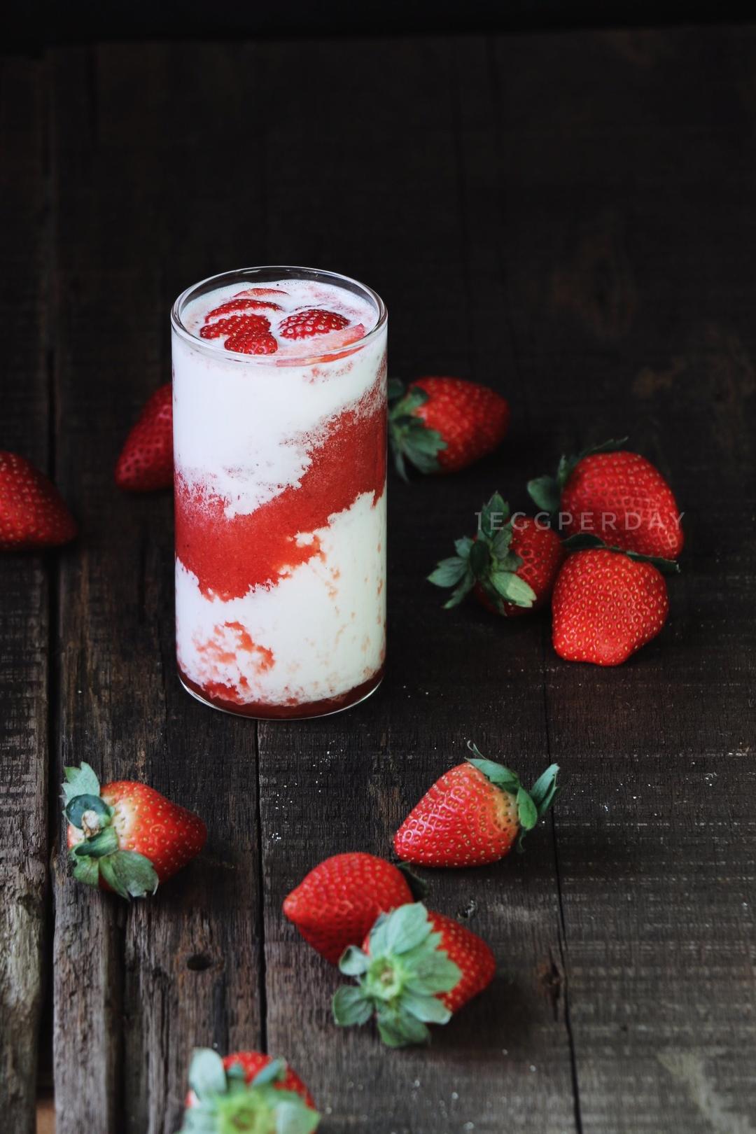 1eggperday做的2017春日网红草莓牛奶