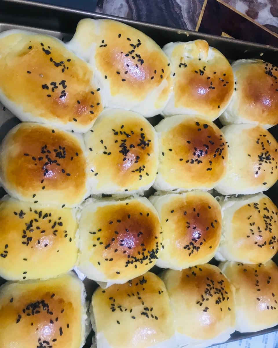 一次性发酵鲜奶油小面包