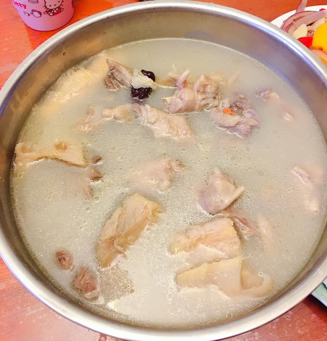 榴莲壳炖鸡
