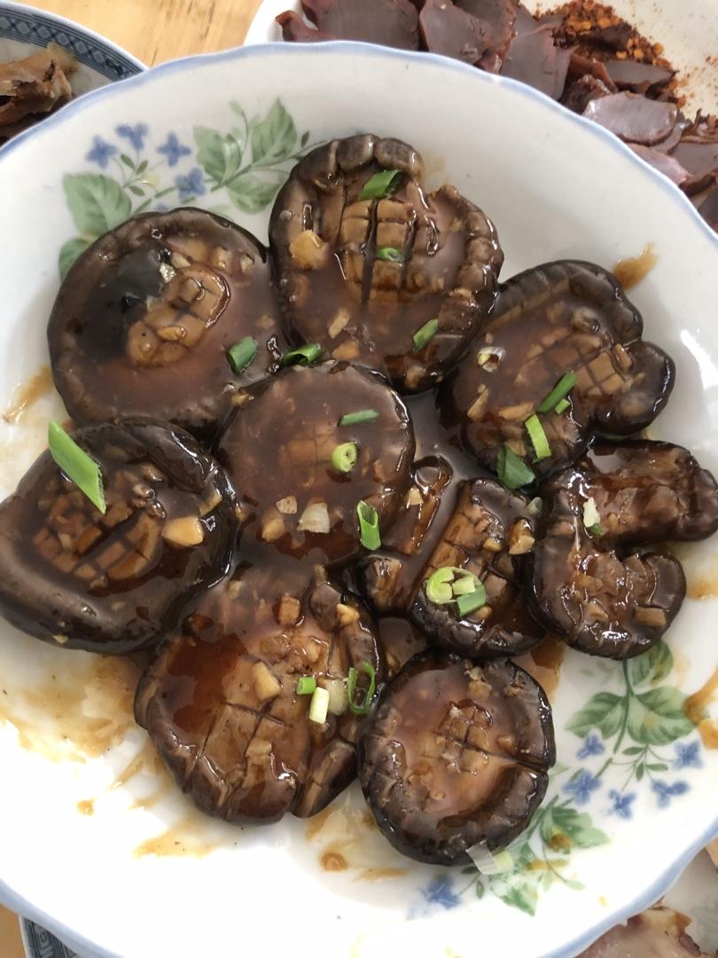 鲜嫩多汁，比鲍鱼还好吃红烧香菇