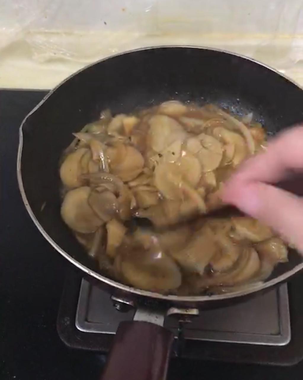 洋葱遇到杏鲍菇