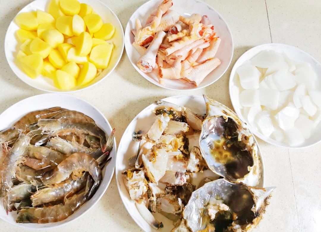 酱汁浓郁❗️❗️肉蟹煲的做法 步骤1