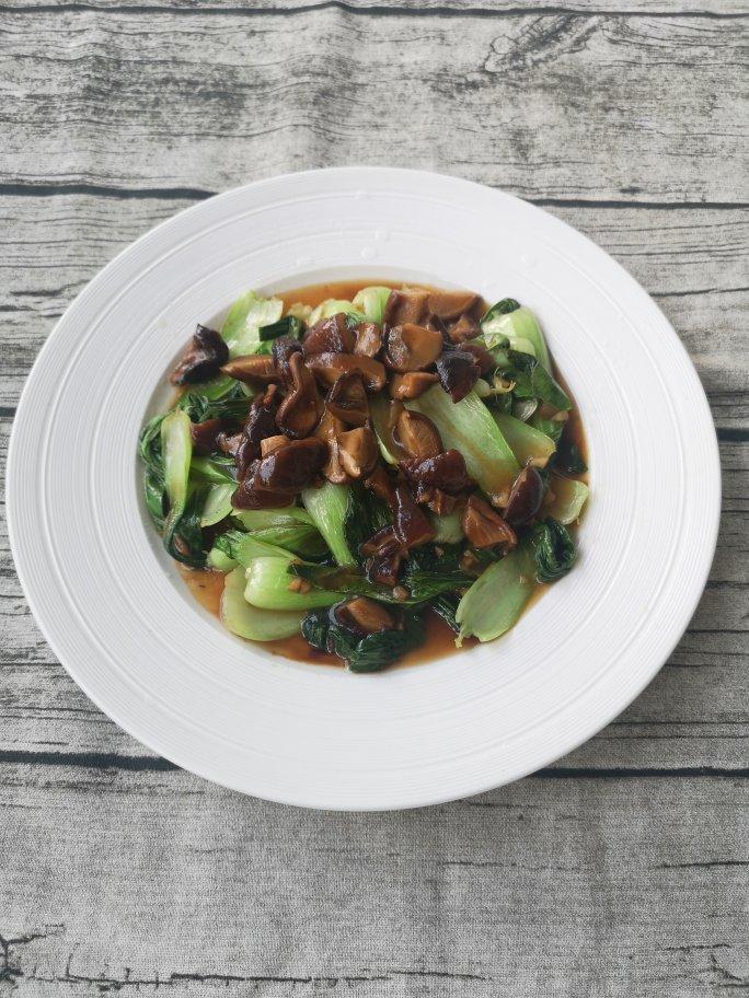 蚝油香菇上海青