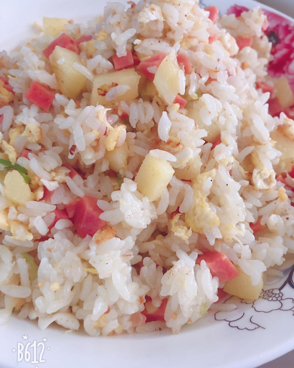 菠萝炒饭