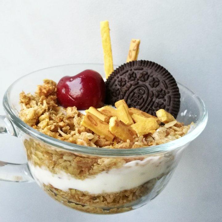 Yoghurt Cup谷物鲜果优格杯