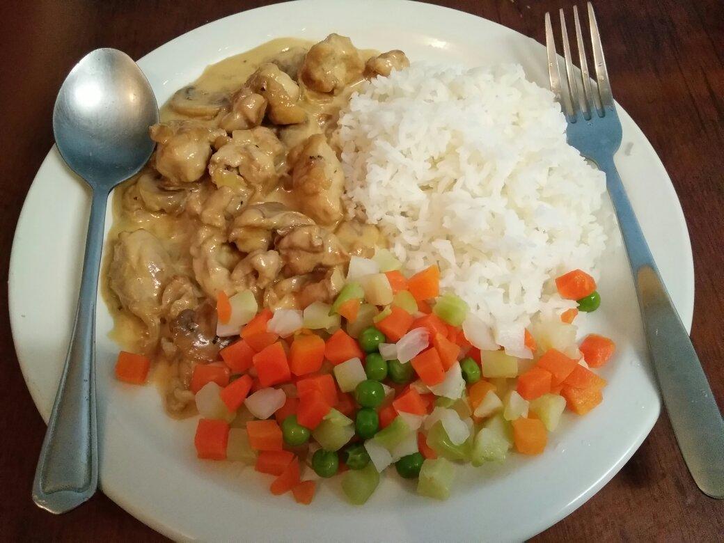 奶油蘑菇炖鸡
