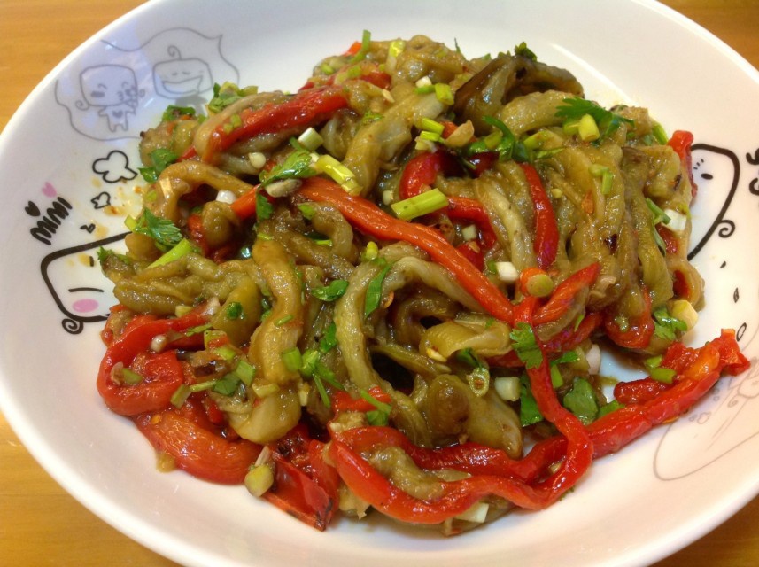 云南凉拌火烤茄子