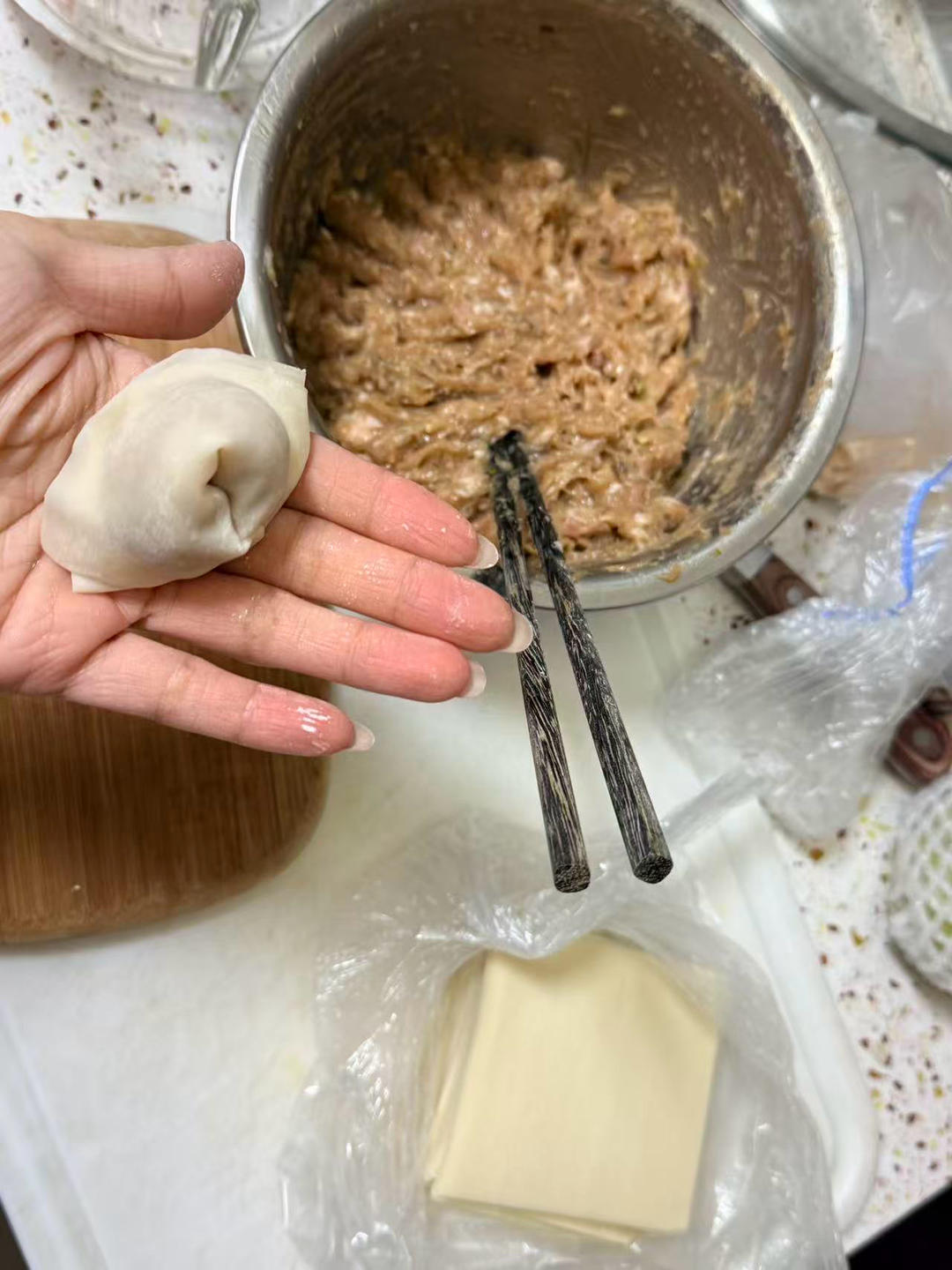 💯鲜美❗️虾仁肉馄饨（内附馄饨包法）