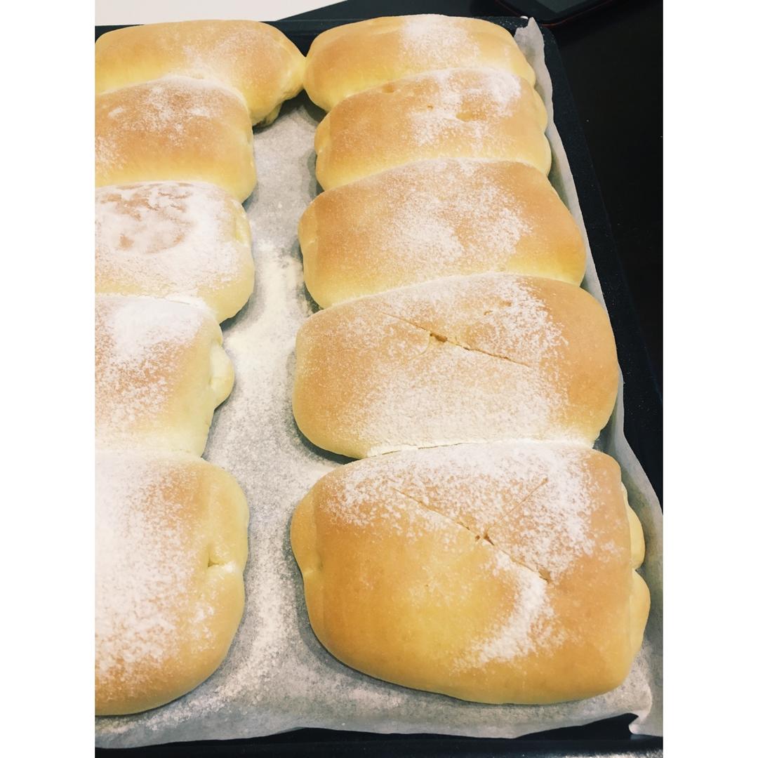 软到不知所措的牛奶卷