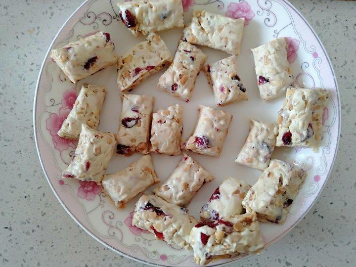 牛轧糖 牛扎糖不甜