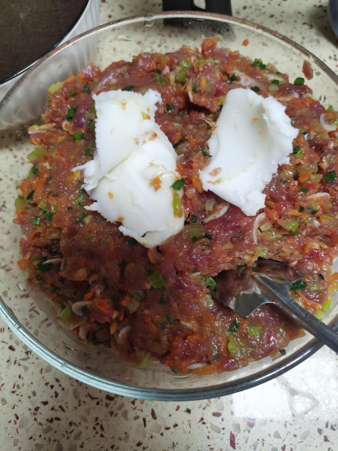 芹菜胡萝卜猪肉水饺