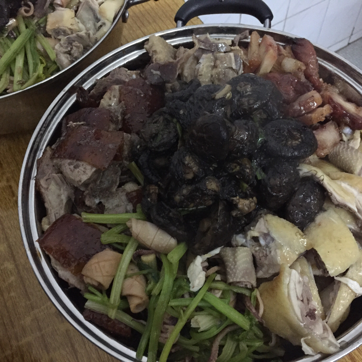 贺年盆菜