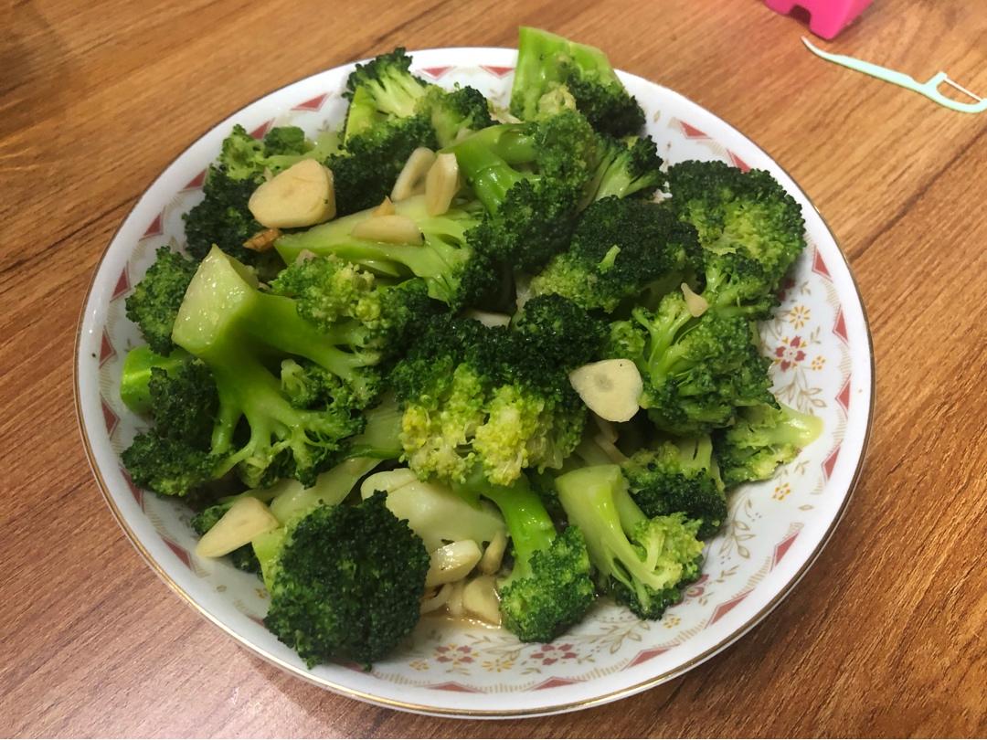 蚝油蒜蓉西兰花