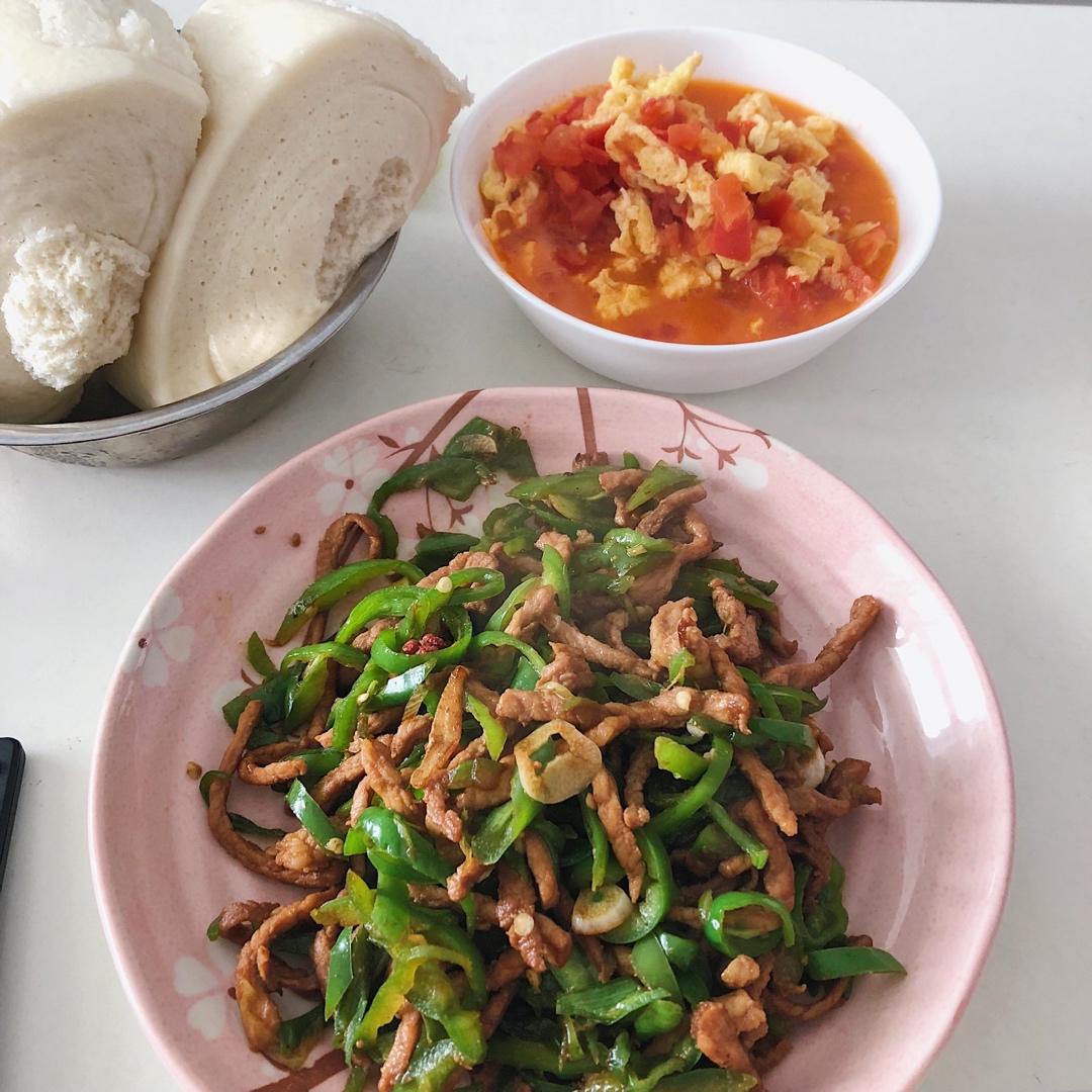 家常尖椒炒肉