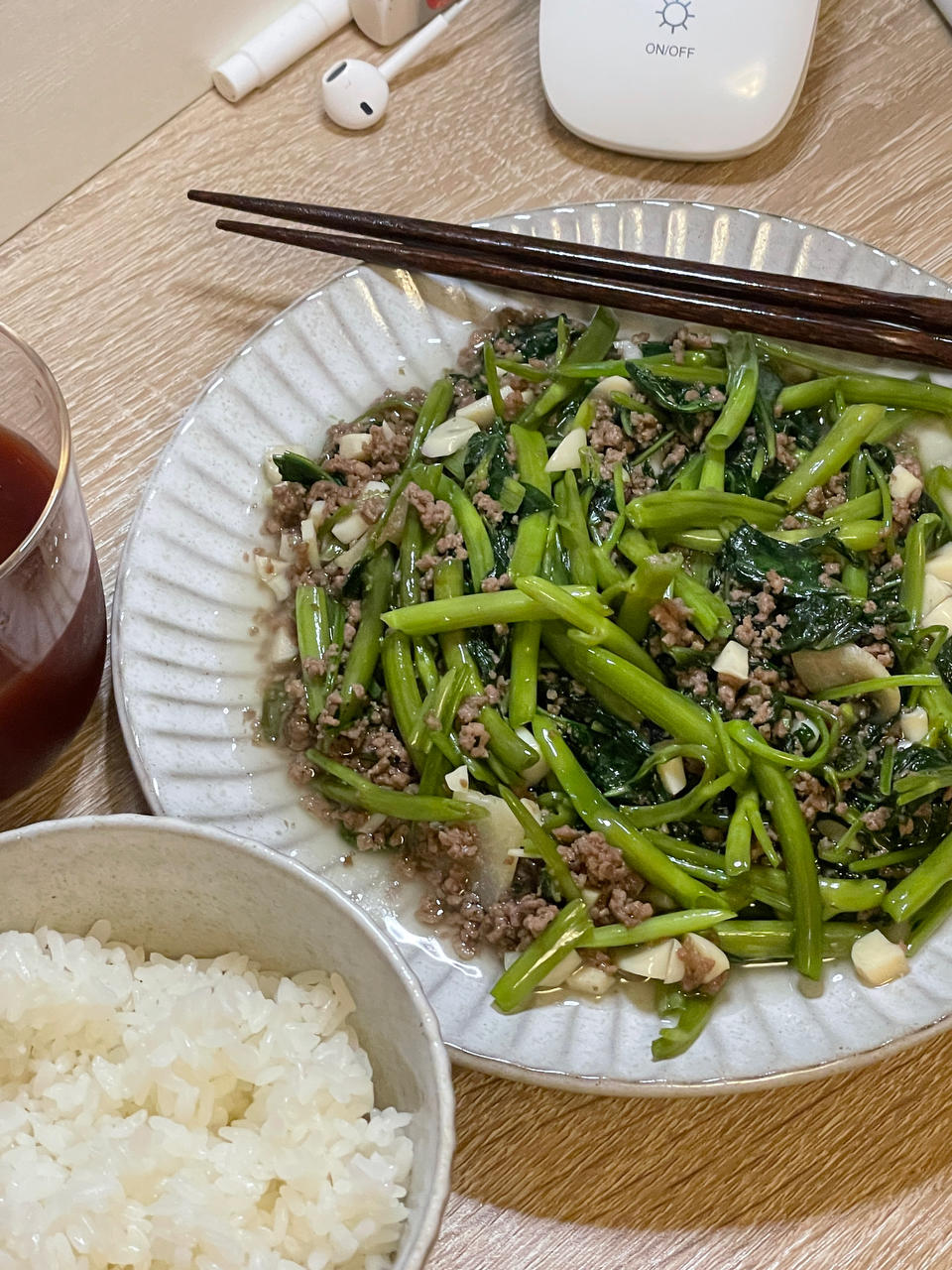 可以下饭的肉沫空心菜