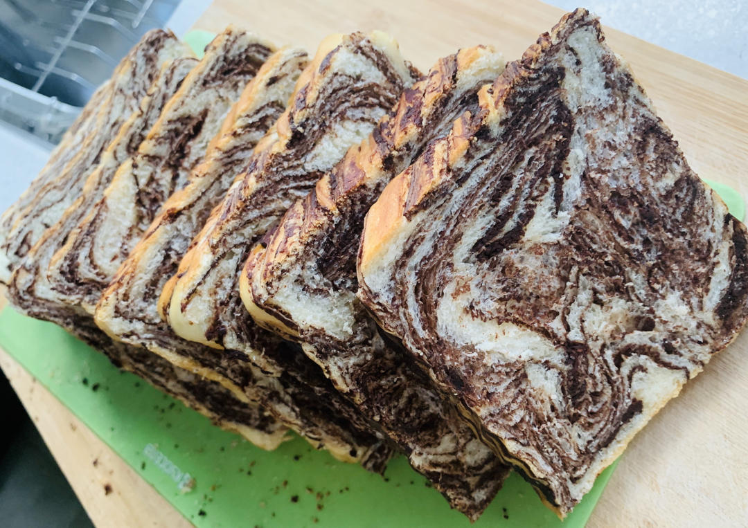 🍫浓郁巧克力吐司🍫
—复刻版爸爸糖吐司面包