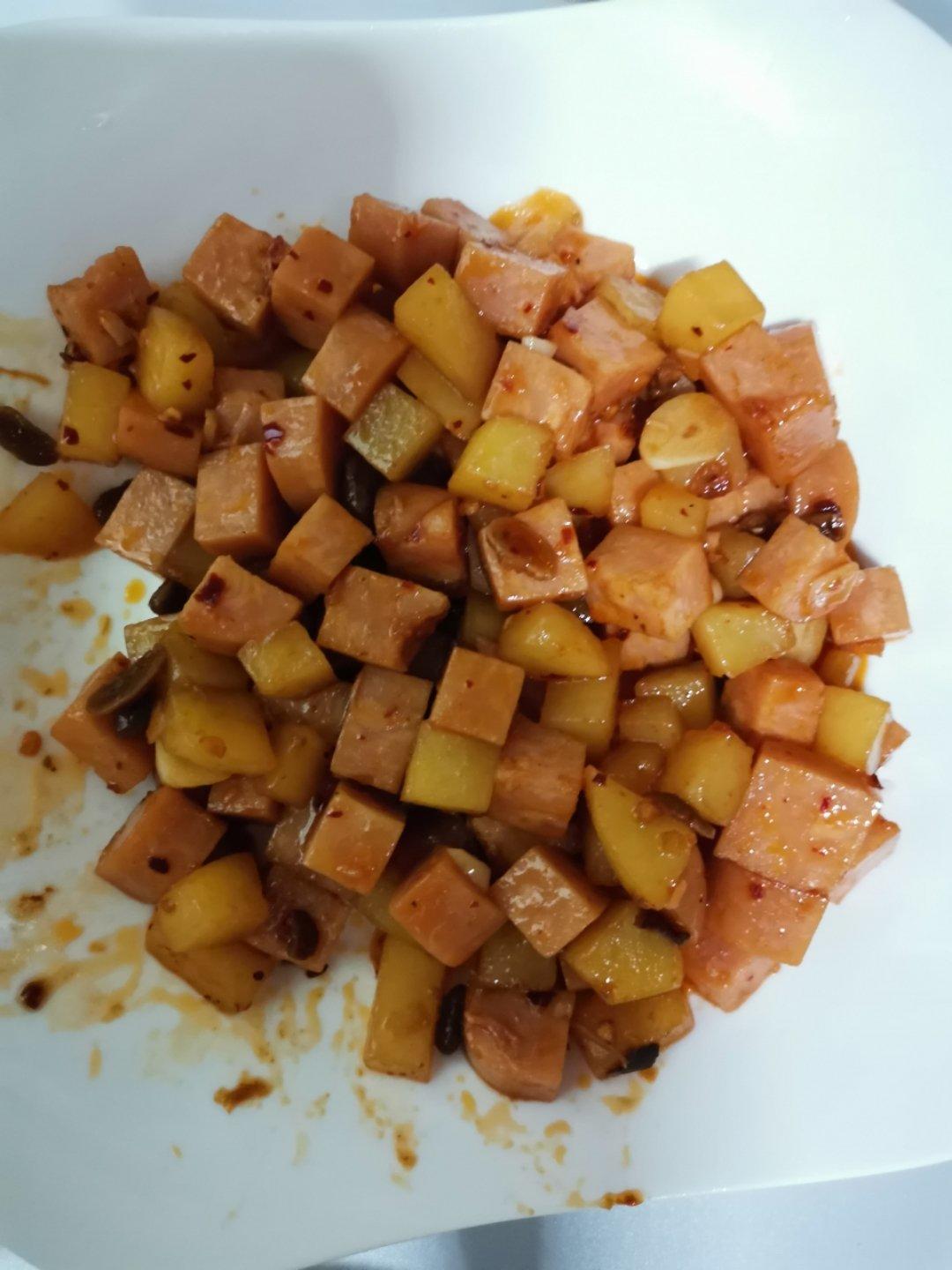 香肠土豆丁