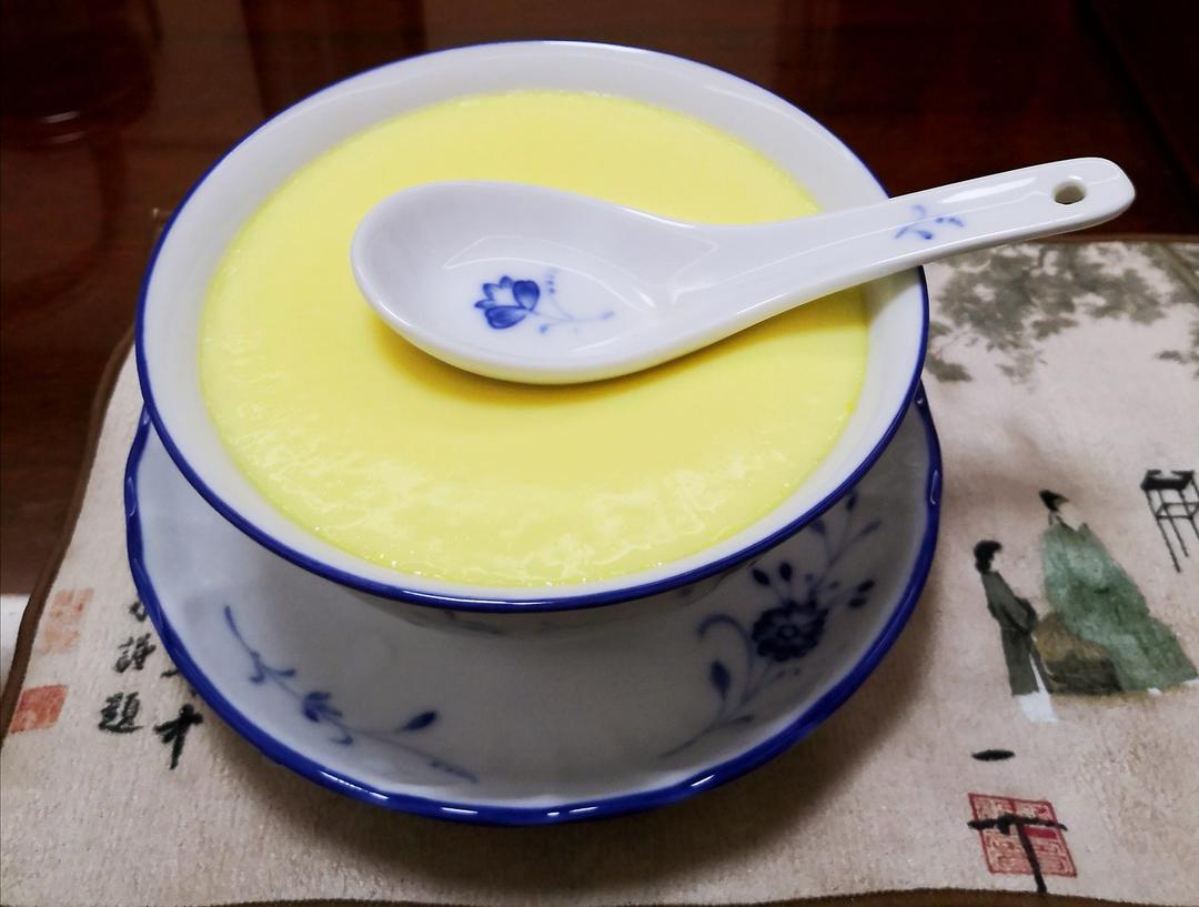 鲜奶炖蛋-超级香滑的夏日甜品