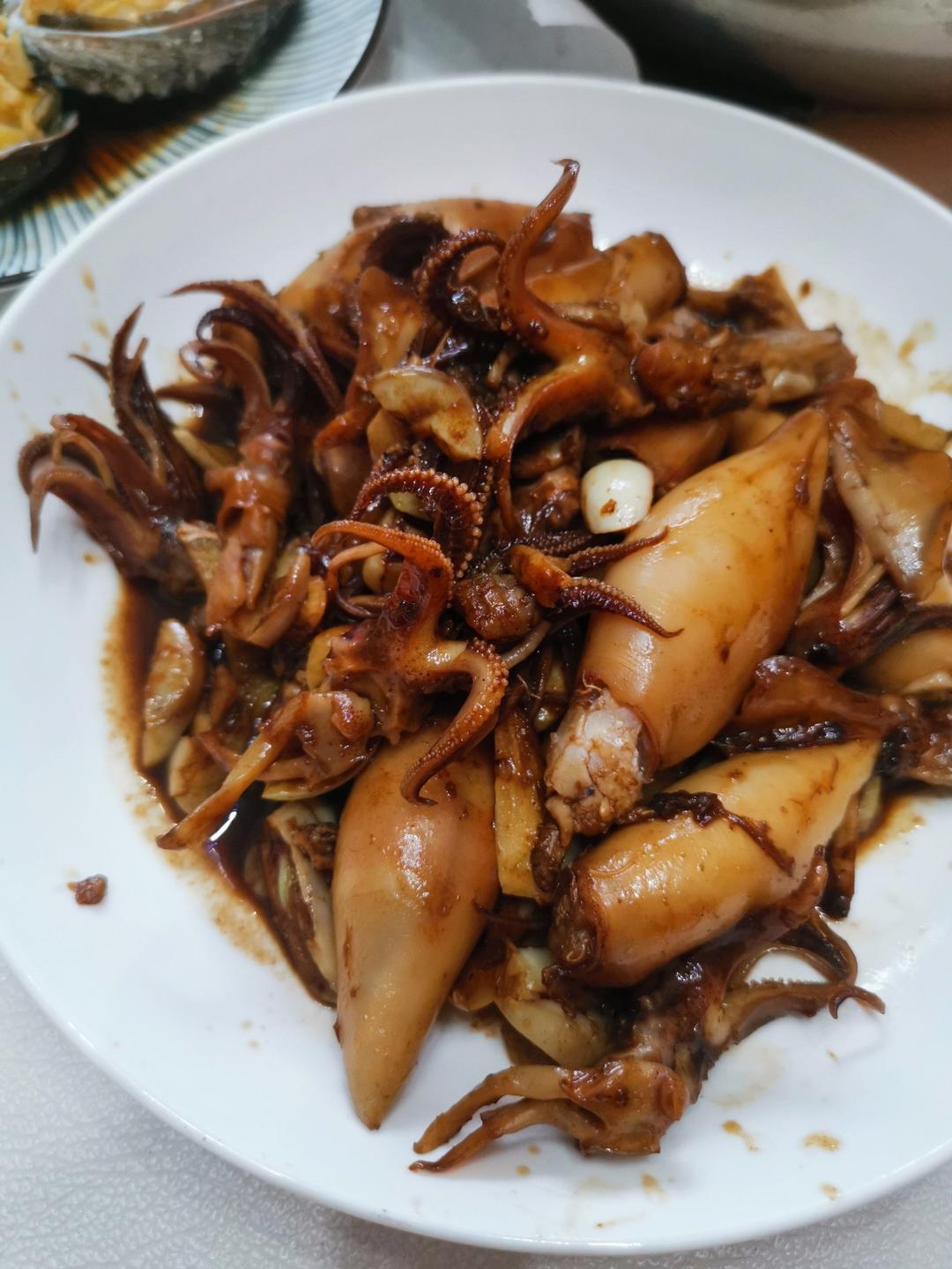 蒜烧籽乌（笔管鱼）