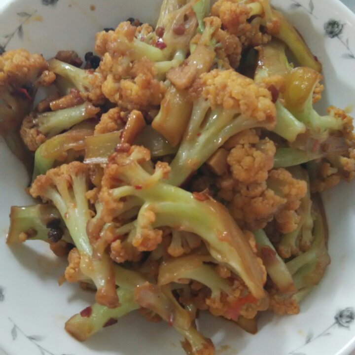 很“浪费”米饭的家常菜之一-------干锅菜花