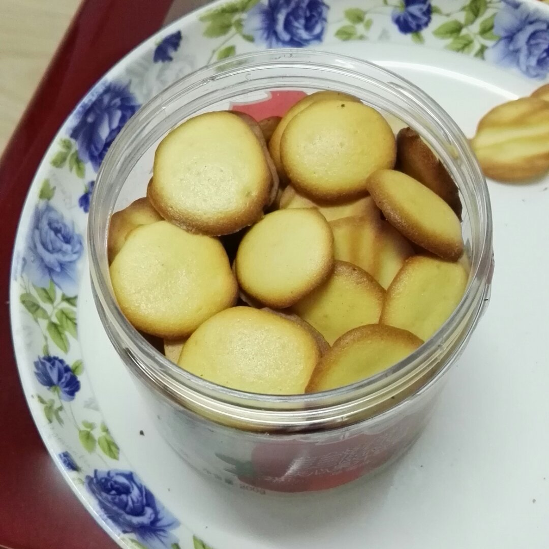 酥脆蛋香小饼干