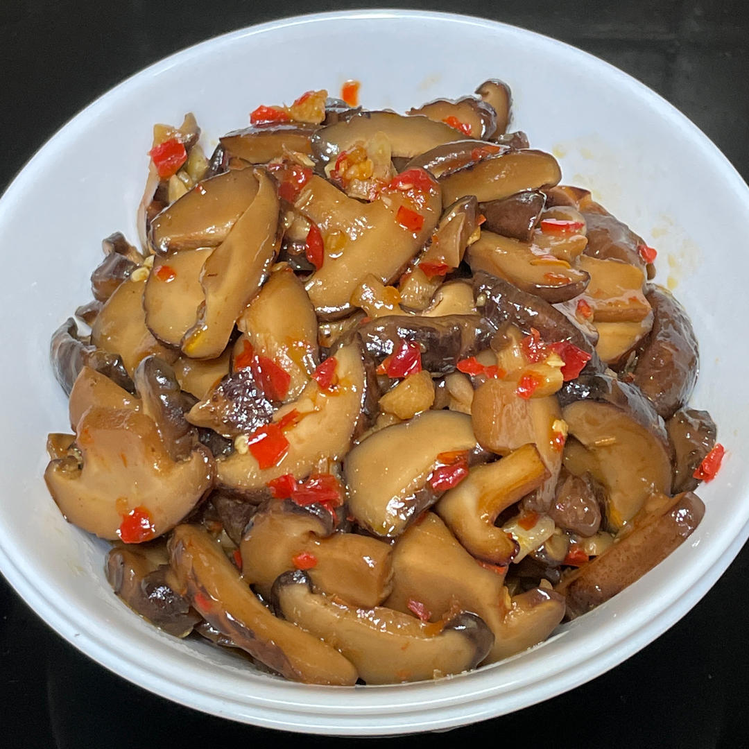 香菇这样炒比肉都好吃😋素炒香菇