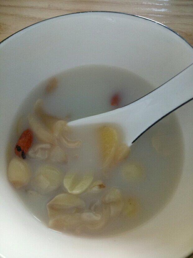 花胶炖牛奶