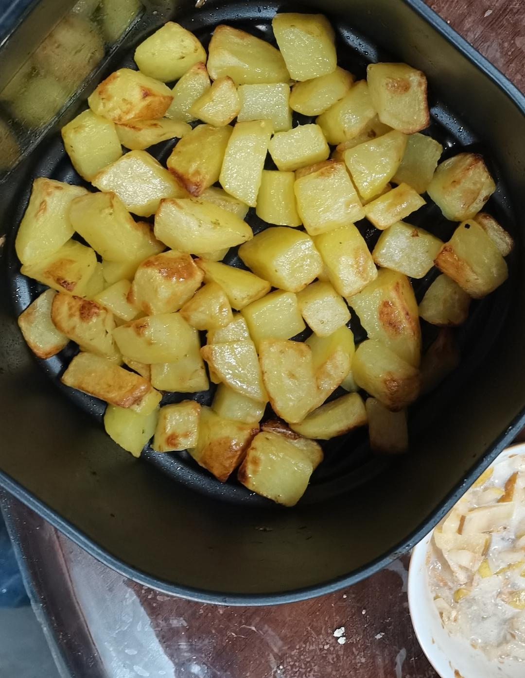 烤土豆巨香！配我梨子酱太美味了
