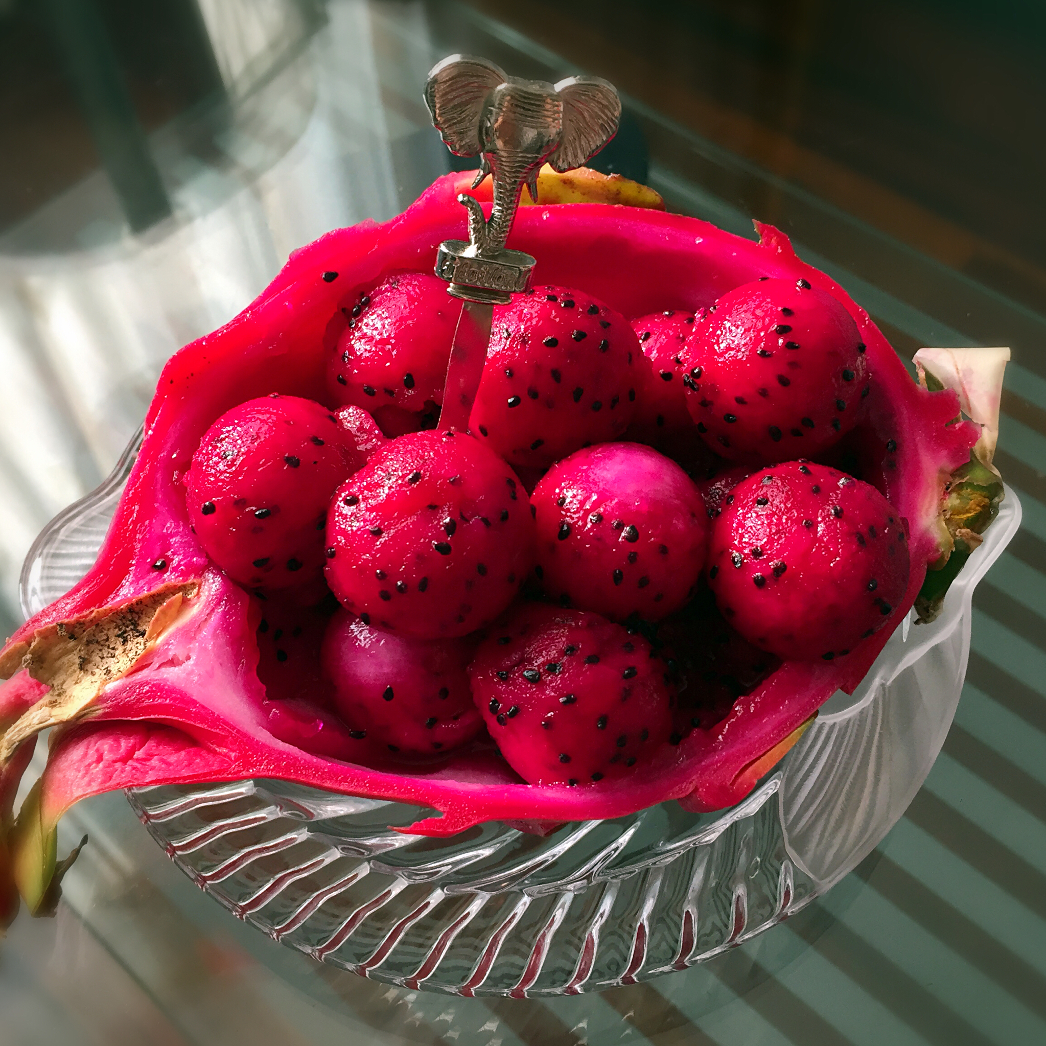 maomao熊罗曼史做的火龙果球的制作